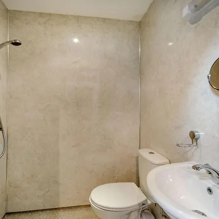 Сasa de vacaciones 1 Bed In Brampton 73577